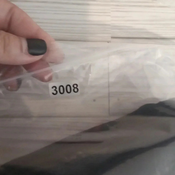 Lauren Ralph Lauren women's black studded jeans classic straight size 8P.. - Picture 10 of 10